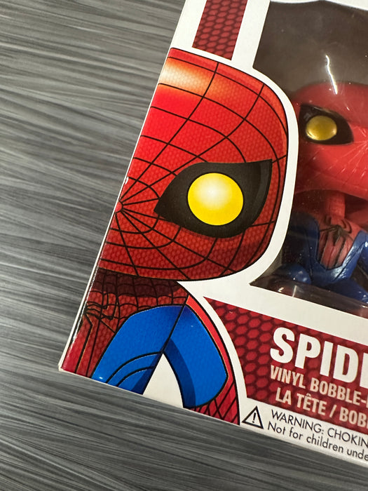 Funko POP! Marvel: The Amazing Spider-Man - Spider-Man (Damaged Box) #15