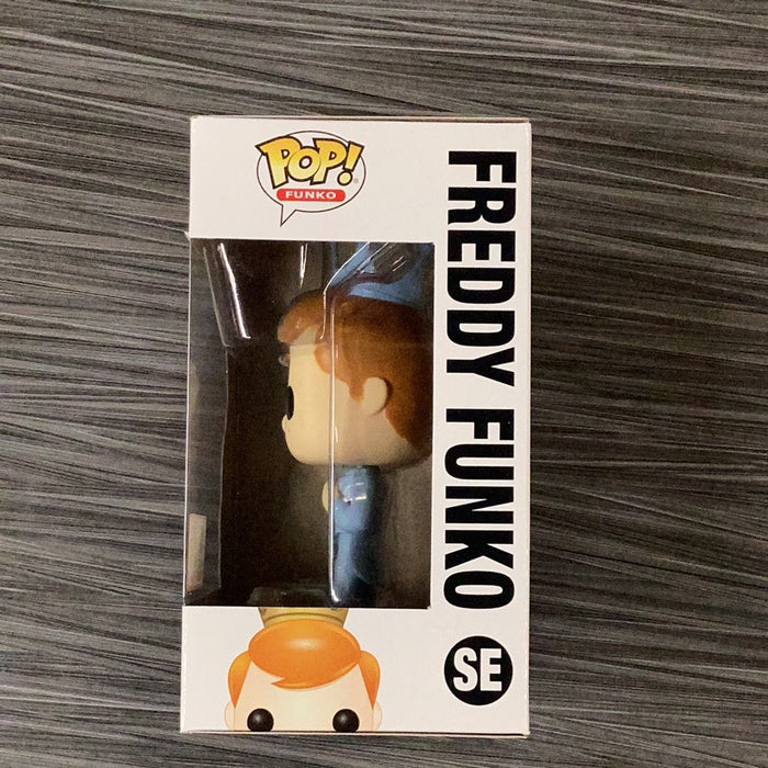 Funko POP! Freddy Funko [Dumb] (Damaged Box)[B] #SE