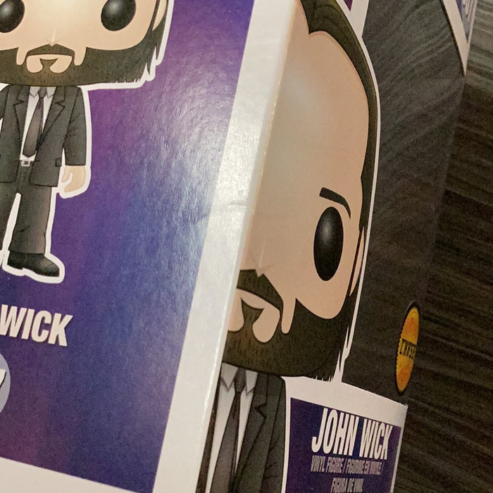 Funko POP! Movies: John Wick 2 - John Wick (CHASE)(Damaged Box)[A] #387