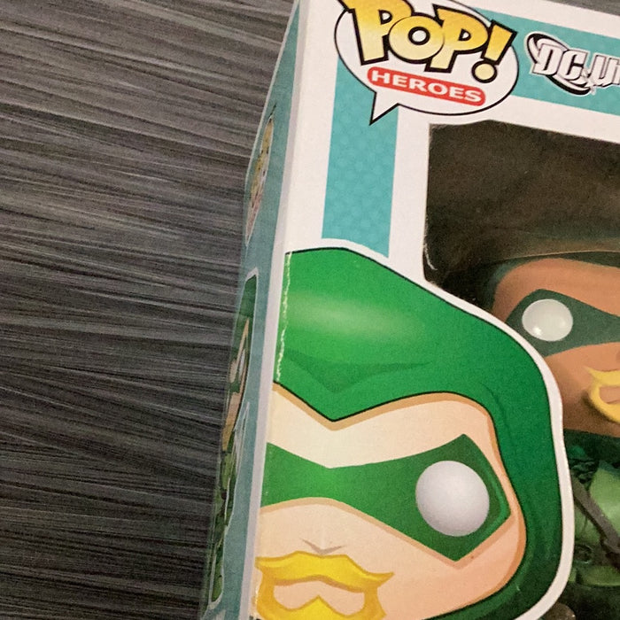 Funko POP! Heroes: DC Universe - Green Arrow (Damaged Box) #15