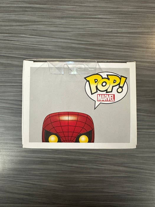 Funko POP! Marvel: The Amazing Spider-Man - Spider-Man (Damaged Box) #15