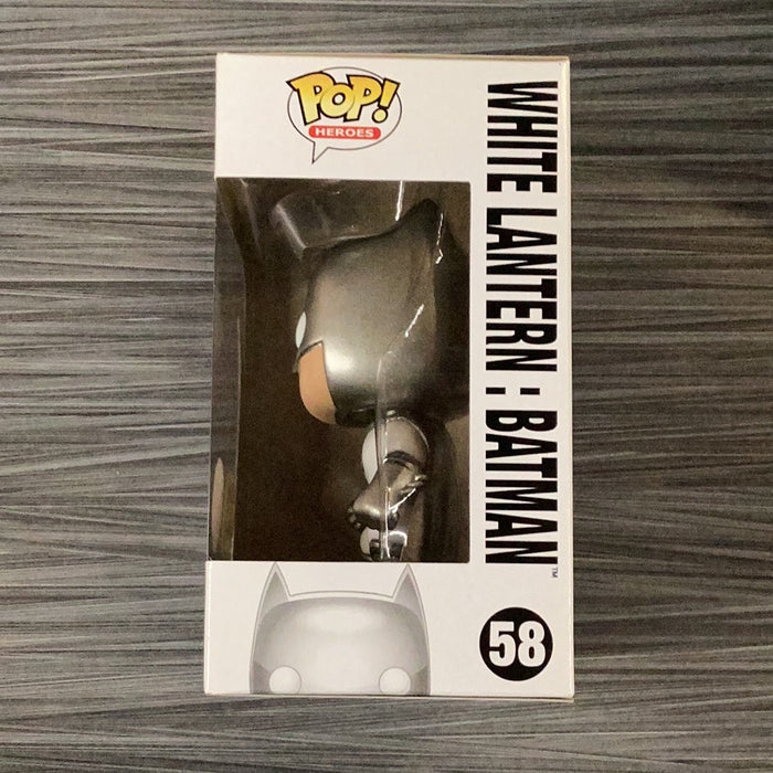 Funko POP! Heroes: Super Heroes - White Lantern: Batman (GiTD)(Fugitive Toys)(Damaged Box)[A] #58