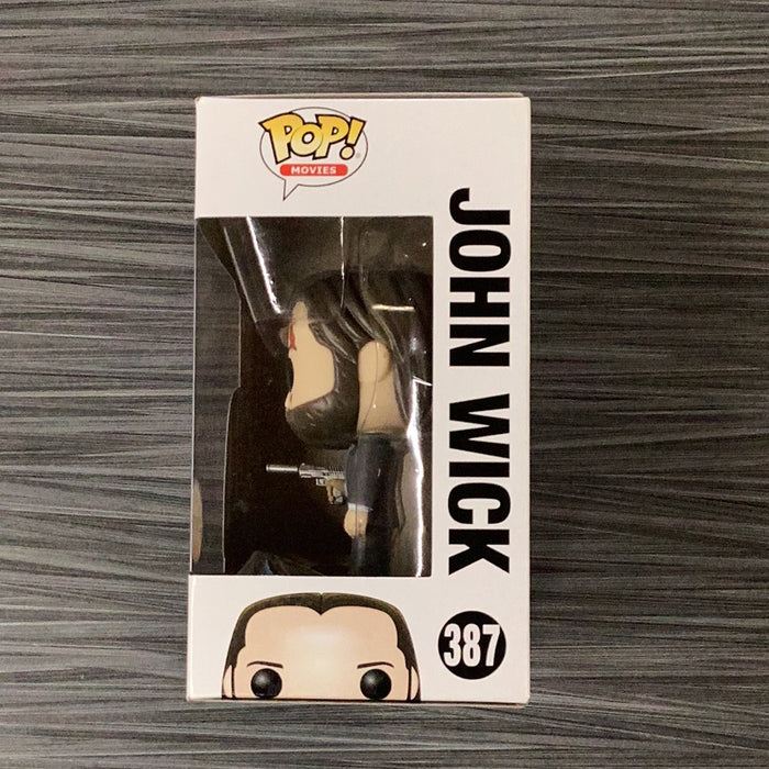 Funko POP! Movies: John Wick 2 - John Wick (CHASE)(Damaged Box)[A] #387