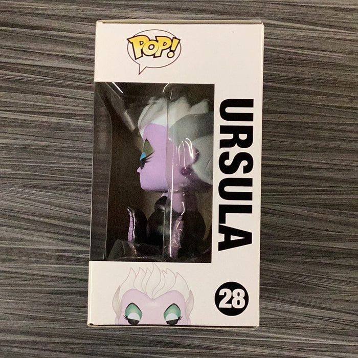 Funko POP! Disney: Ursula (Damaged Box) #28