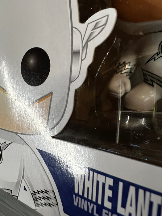 Funko POP! Heroes: DC Super Heroes - White Lantern: The Flash (Fugitive Toys) #59