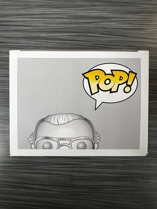 Funko POP! Stan Lee Collectibles: Stan Lee [Superhero Platinum] (Stan Lee Exclusive)(Signed/Stan Lee/Stan lee Collectibles Cert) #03