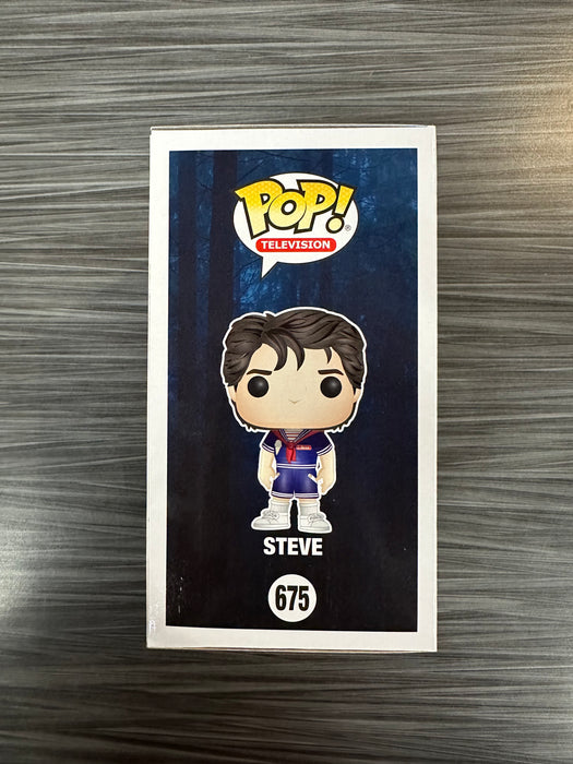 Funko POP! Television: Stranger Things - Steve (2018 SDCC)(1800 PCS)(Damaged Box) #675