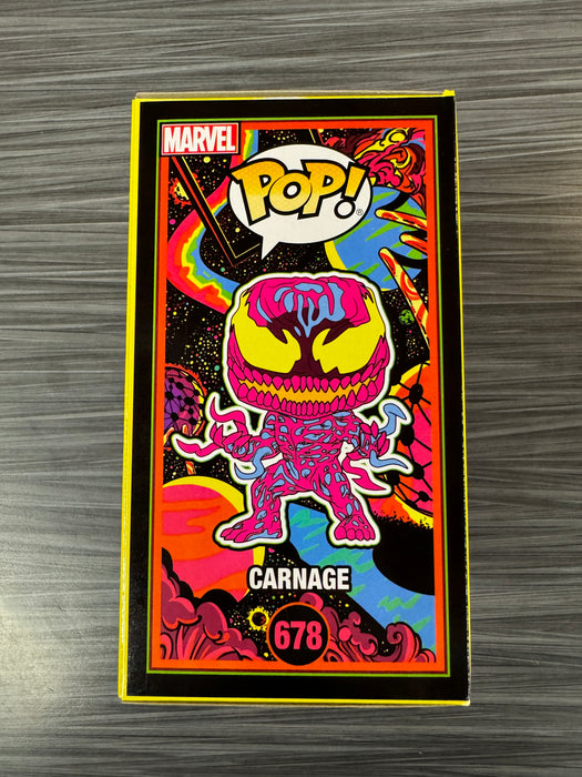 Funko POP! Marvel: Carnage [Black Light](Funko)(Damaged Box) #678