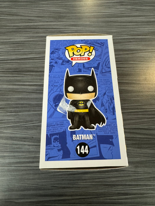 Funko POP! Heroes: DC Super Heroes - Batman (Damaged Box) #144