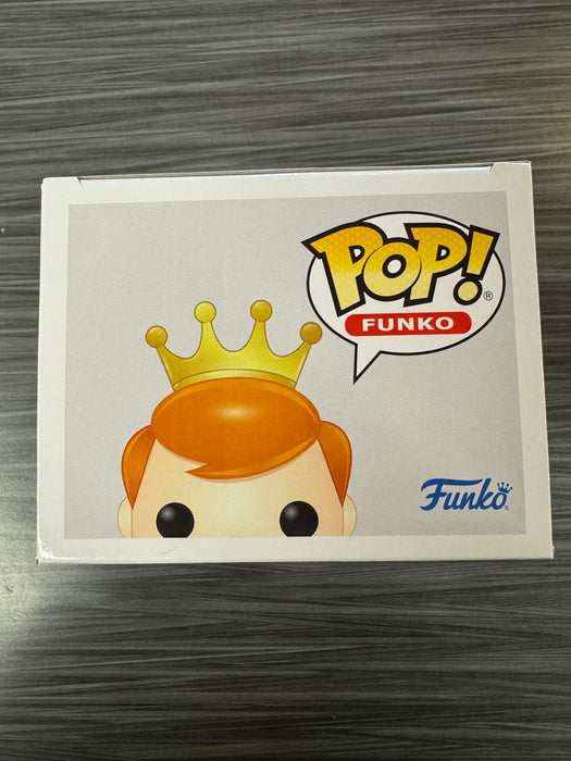 Funko POP! Freddy Funko As The Mandalorian (2022 Blacklight Battle)(4000 PCS)(Damaged Box) #SE