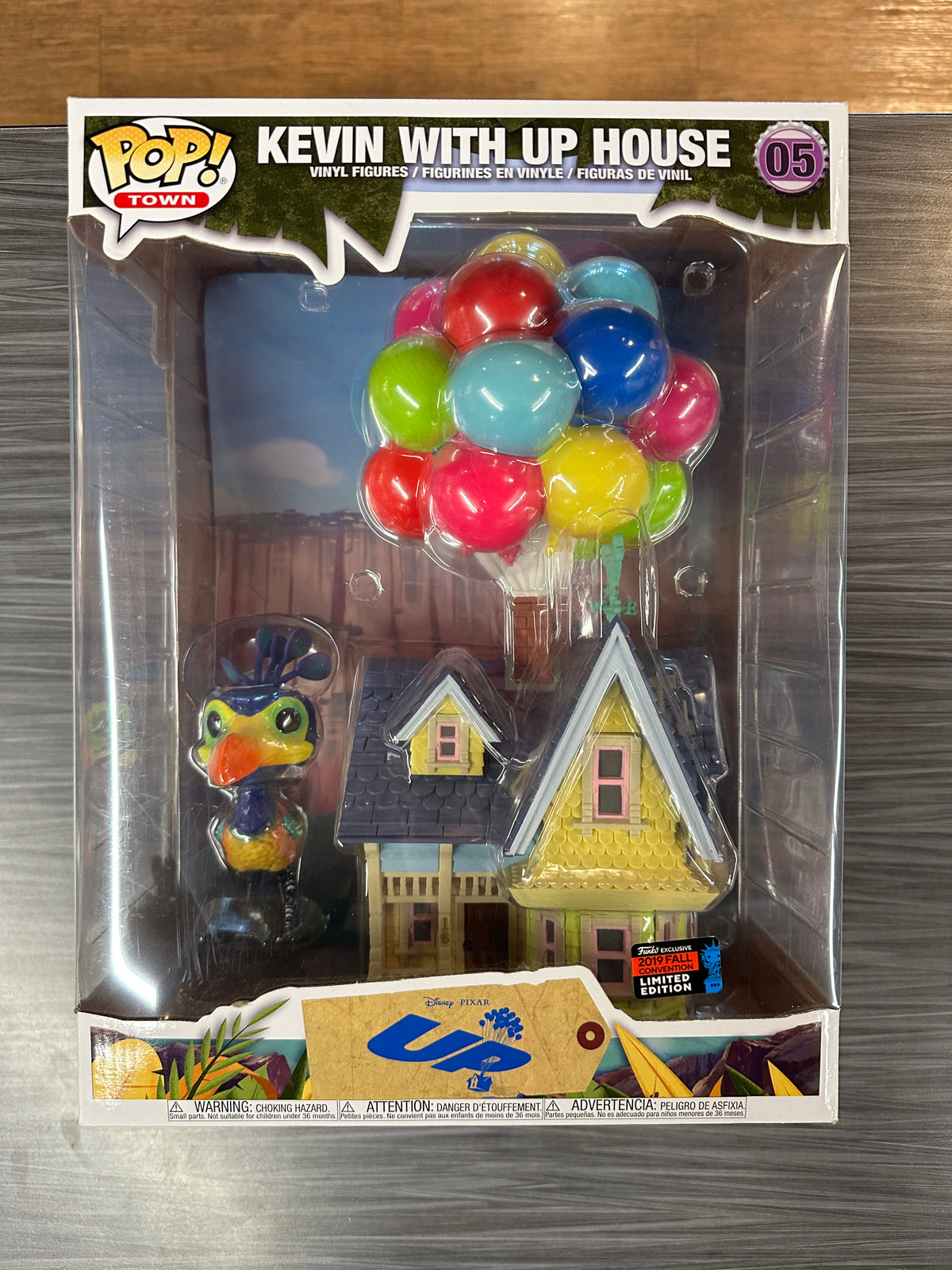 Funko Pop! Town Up Kevin with Up House Fall Convention Exclusive Figure #05  - US