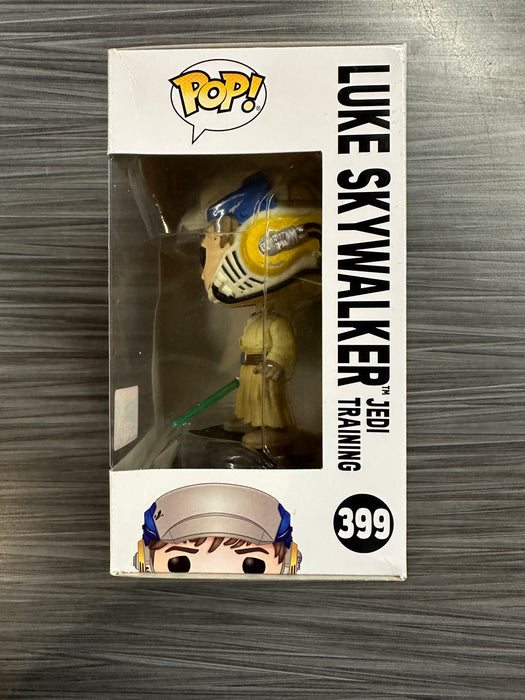 Funko POP! Star Wars: Luke Skywalker[Jedi Training](2020 Fall Convention)(Damaged Box) [D] #399