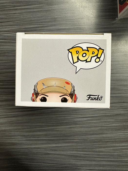 Funko POP! Star Wars: Princess Leia (Jedi Training)(2020 Fall Convention)(Damaged Box) [C] #400