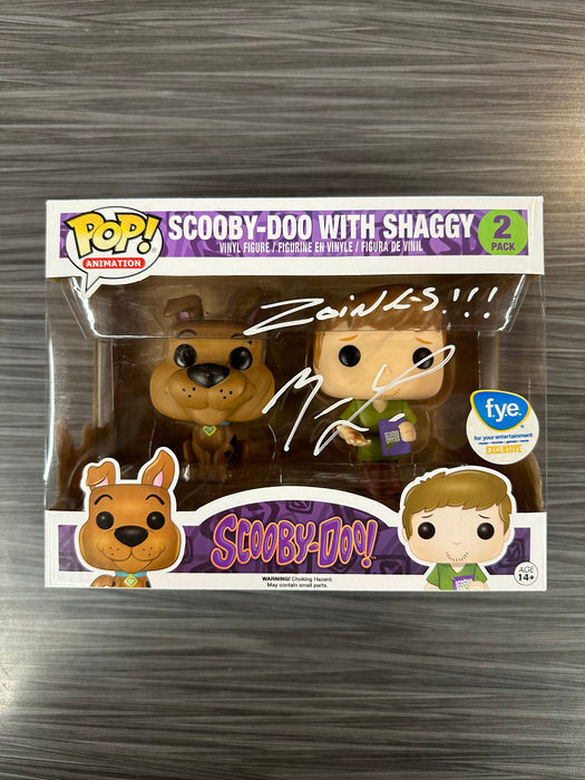 Funko POP! Animation: Scooby-Doo - Scooby-Doo With Shaggy (F.Y.E)(Damaged Box)[2Pack](Signed/Matthew Lillard/JSA)