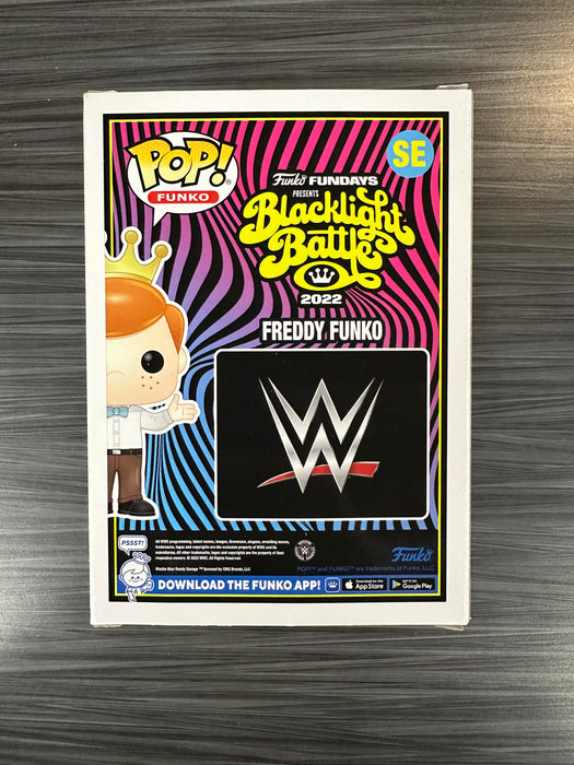 Funko POP! Freddy Funko As "Macho Man" Randy Savage (2022 Blacklight Battle)(2000 PCS)(Damaged Box) #SE