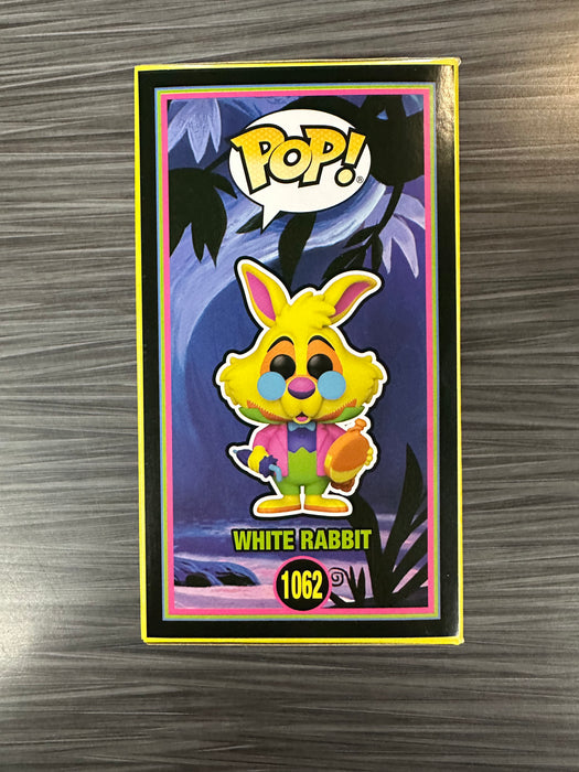 Funko POP! Disney: Alice In Wonderland - White Rabbit (2021 Virtual Funkon)(Damaged Box) #1062