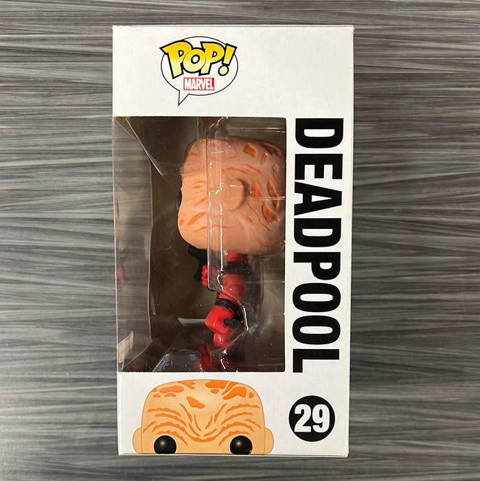 Funko POP! Marvel: Deadpool (Unmasked/Red)(PX Previews)(Damaged Box) [C] #29