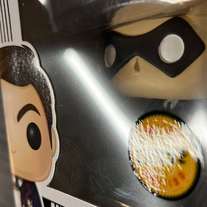 Funko POP! Television: The Umbrella Academy - Number Five (CHASE)(Damaged Box)[A] #932